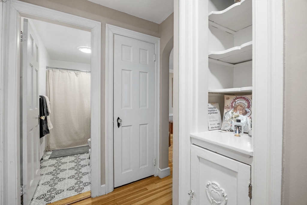 16 Sumner Street, Unit 16 Newton, MA 02459 - Photo 22 of 30