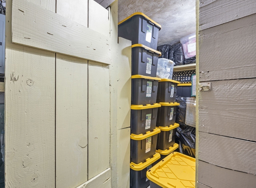 16 Sumner Street, Unit 16 Newton, MA 02459 - Photo 26 of 30