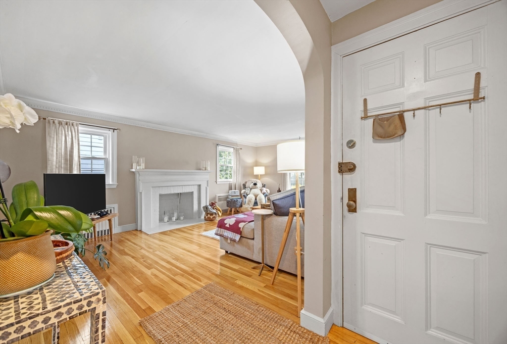 16 Sumner Street, Unit 16 Newton, MA 02459 - Photo 4 of 30
