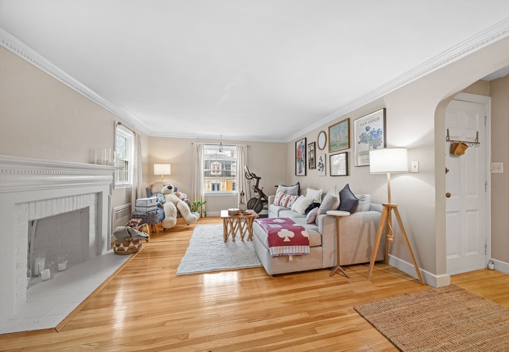 16 Sumner Street, Unit 16 Newton, MA 02459 - Photo 5 of 30