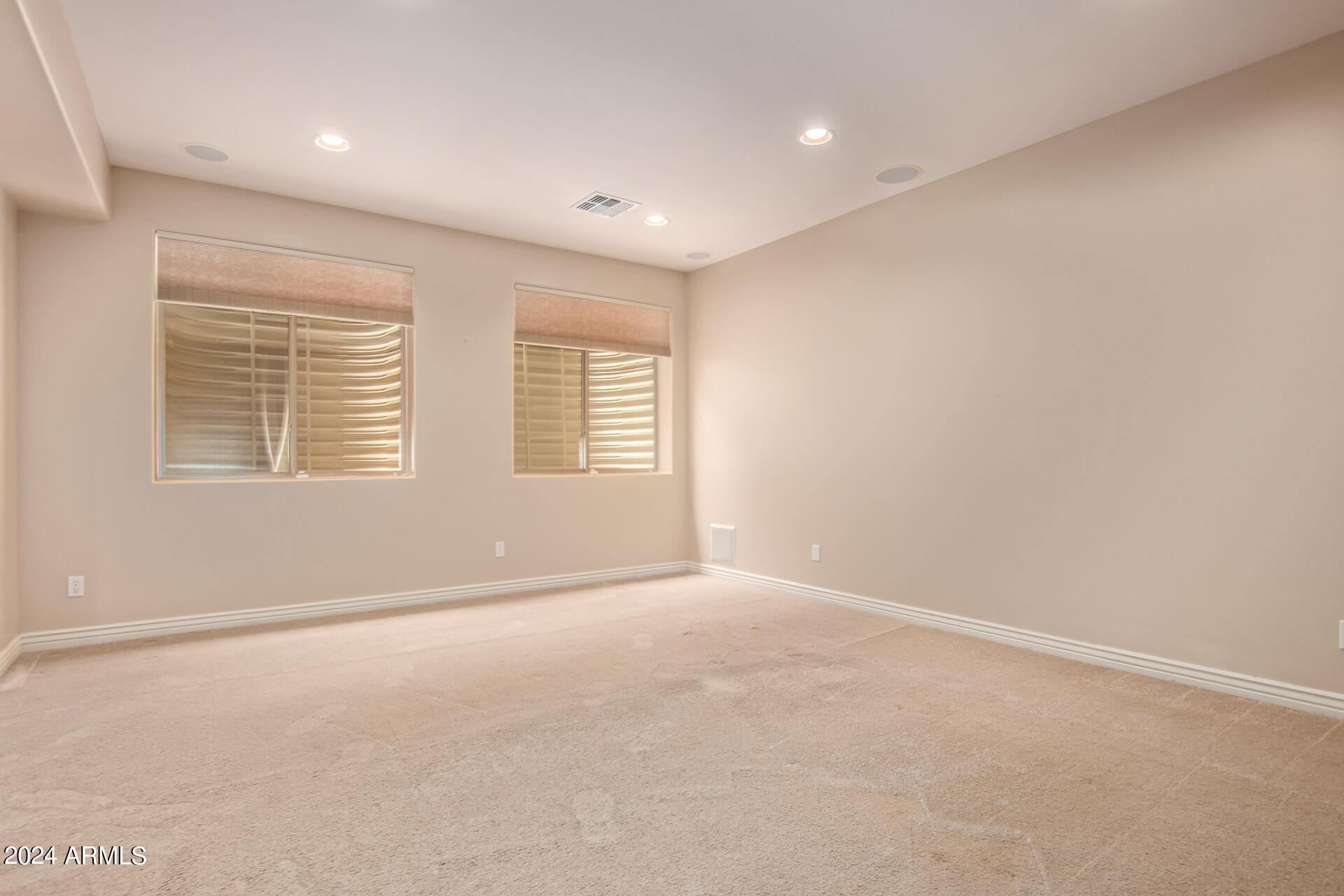 4670 East Reins Road Gilbert, AZ 85297 - Photo 54 of 152 54 Reins 4670