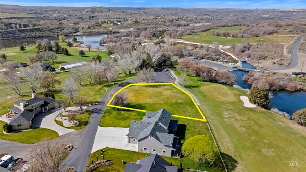 $179,000 | 326 Clear Lake Lane, Buhl, ID 83316