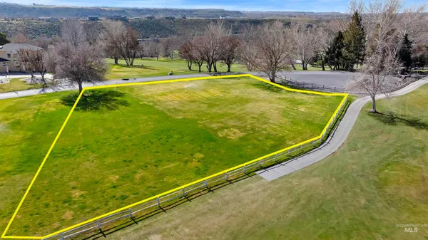 $179,000 | 326 Clear Lake Lane, Buhl, ID 83316