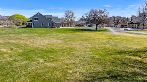 $179,000 | 326 Clear Lake Lane, Buhl, ID 83316