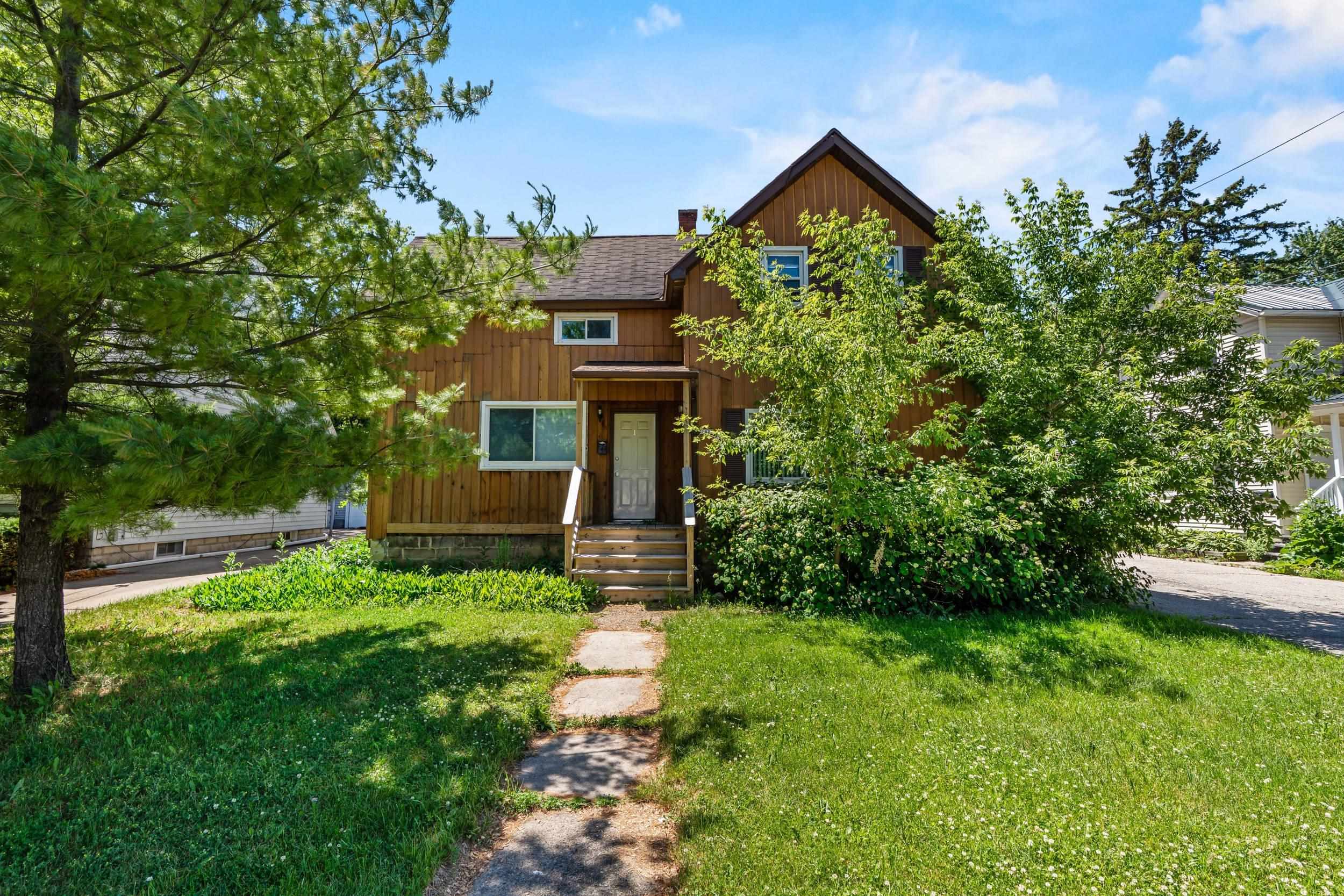 1427 West College Avenue Appleton, WI 54914 - Photo 1 of 51