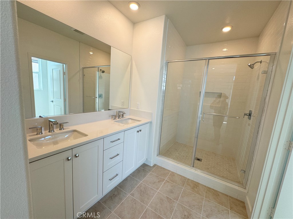 283 Lynx Irvine, CA 92618 - Photo 24 of 28