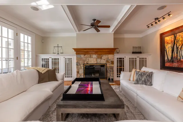 $2,750,000 | 384 Riverbend Drive, Manchester, VT 05254