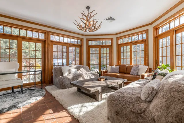 $2,750,000 | 384 Riverbend Drive, Manchester, VT 05254