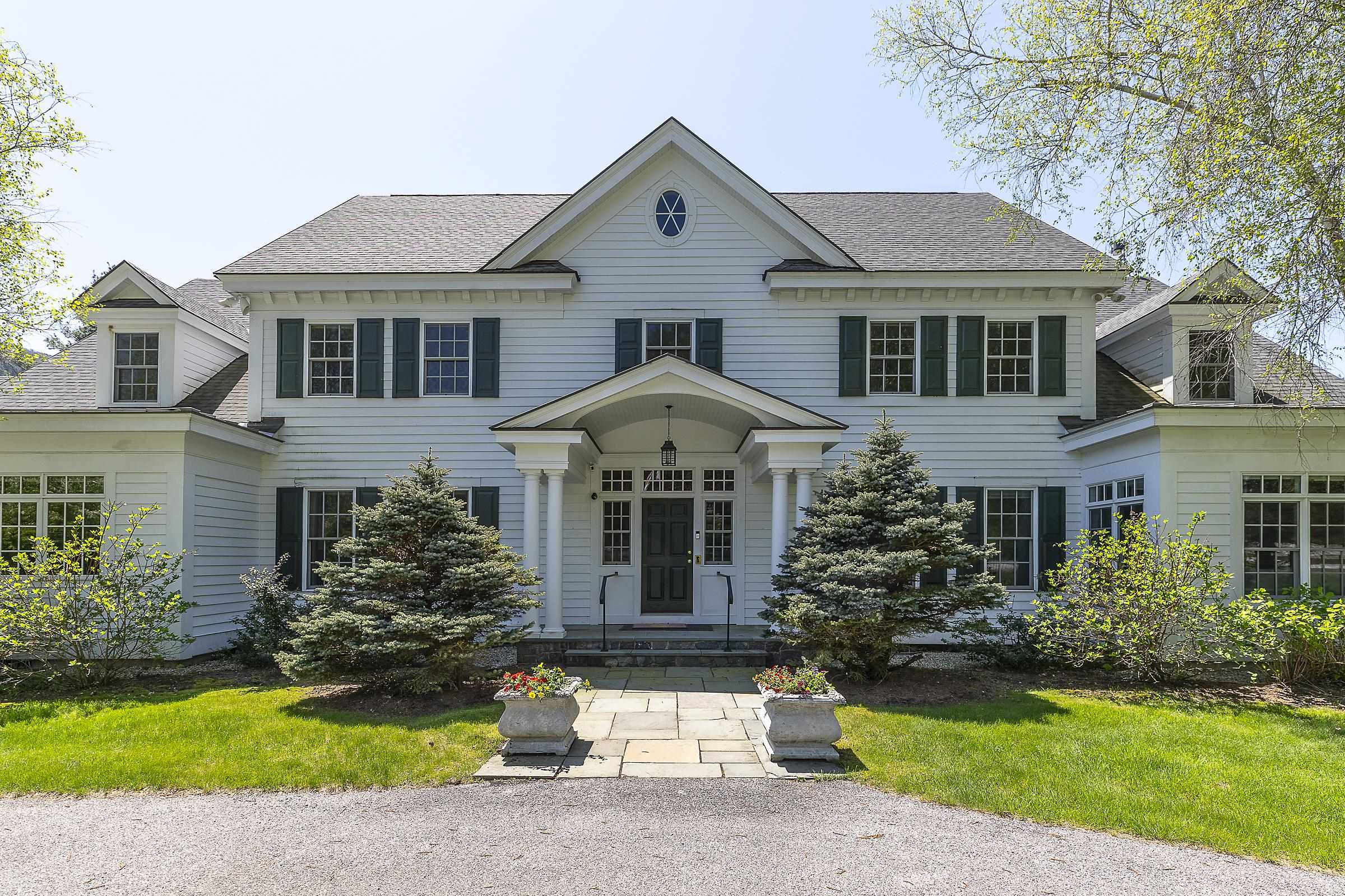 384 Riverbend Drive Manchester, VT 05254 - Photo 5 of 60