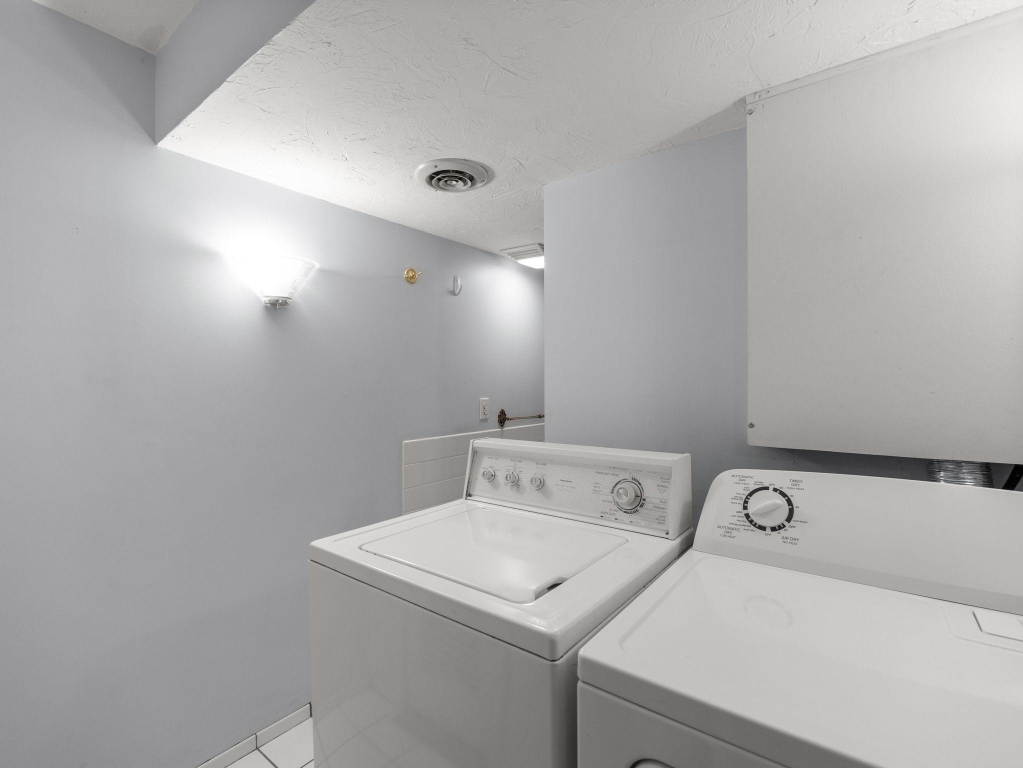 10433 Utah Road Bloomington, MN 55438 - Photo 15 of 33