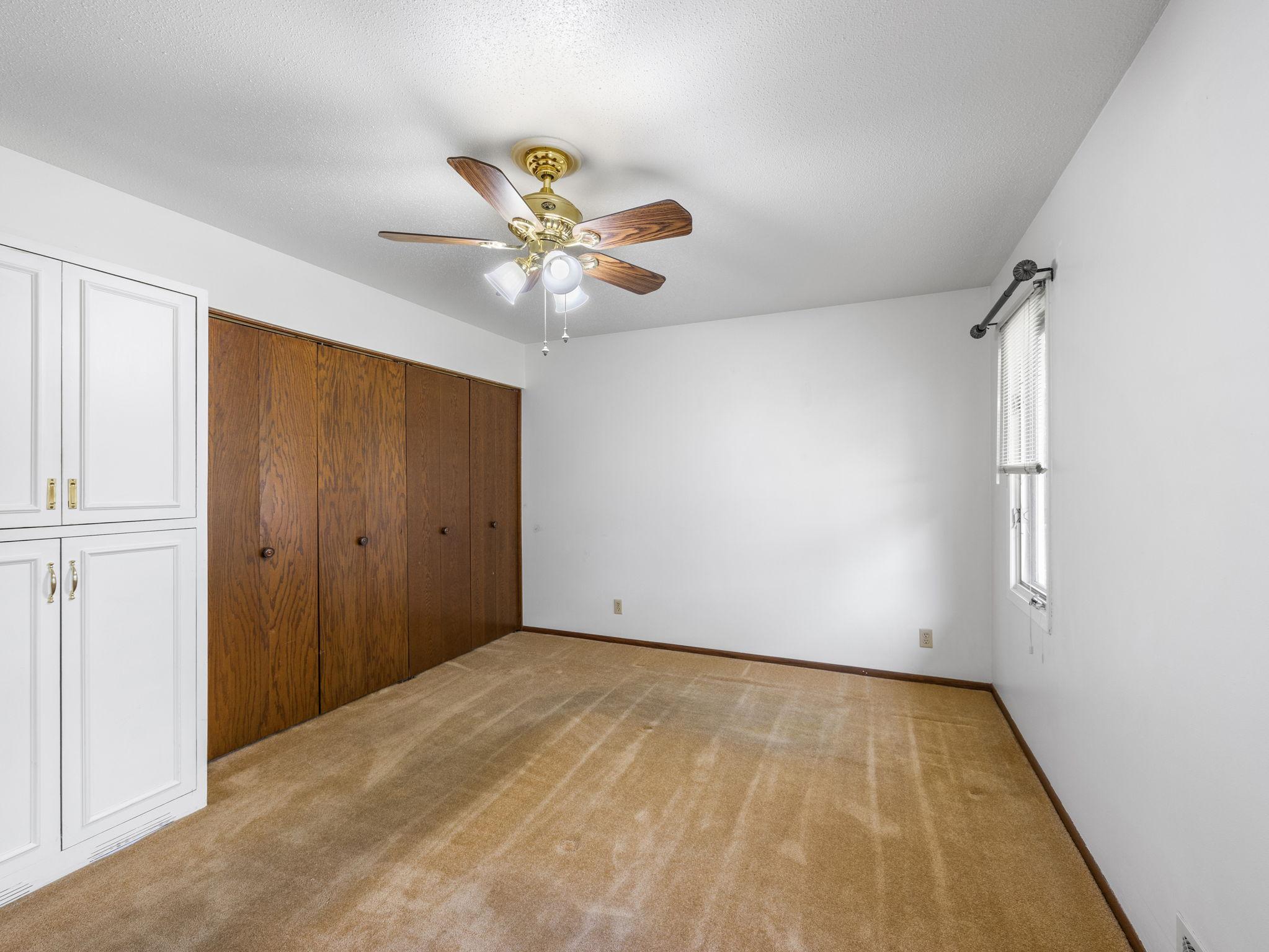 10433 Utah Road Bloomington, MN 55438 - Photo 16 of 33