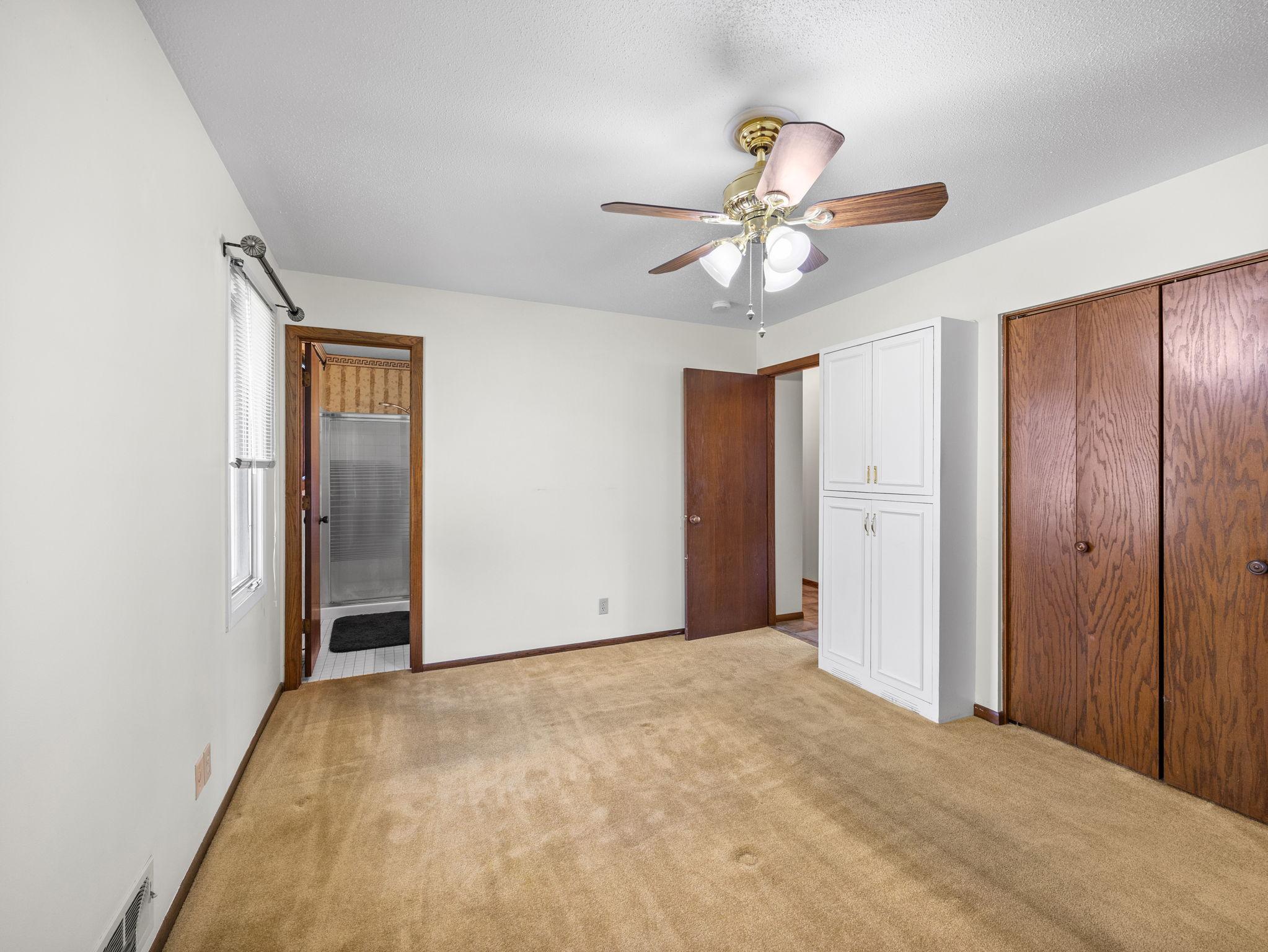 10433 Utah Road Bloomington, MN 55438 - Photo 17 of 33