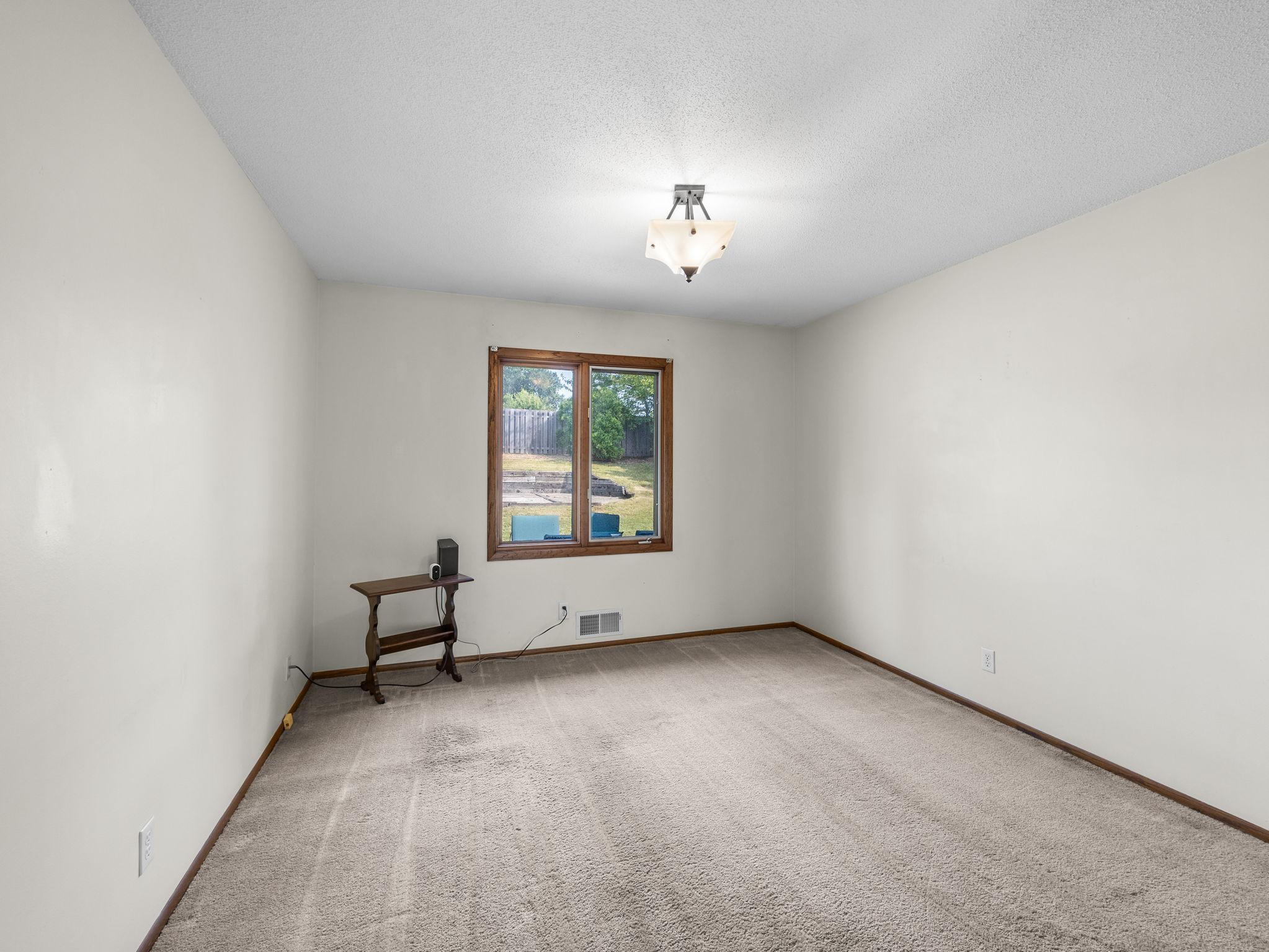 10433 Utah Road Bloomington, MN 55438 - Photo 27 of 33