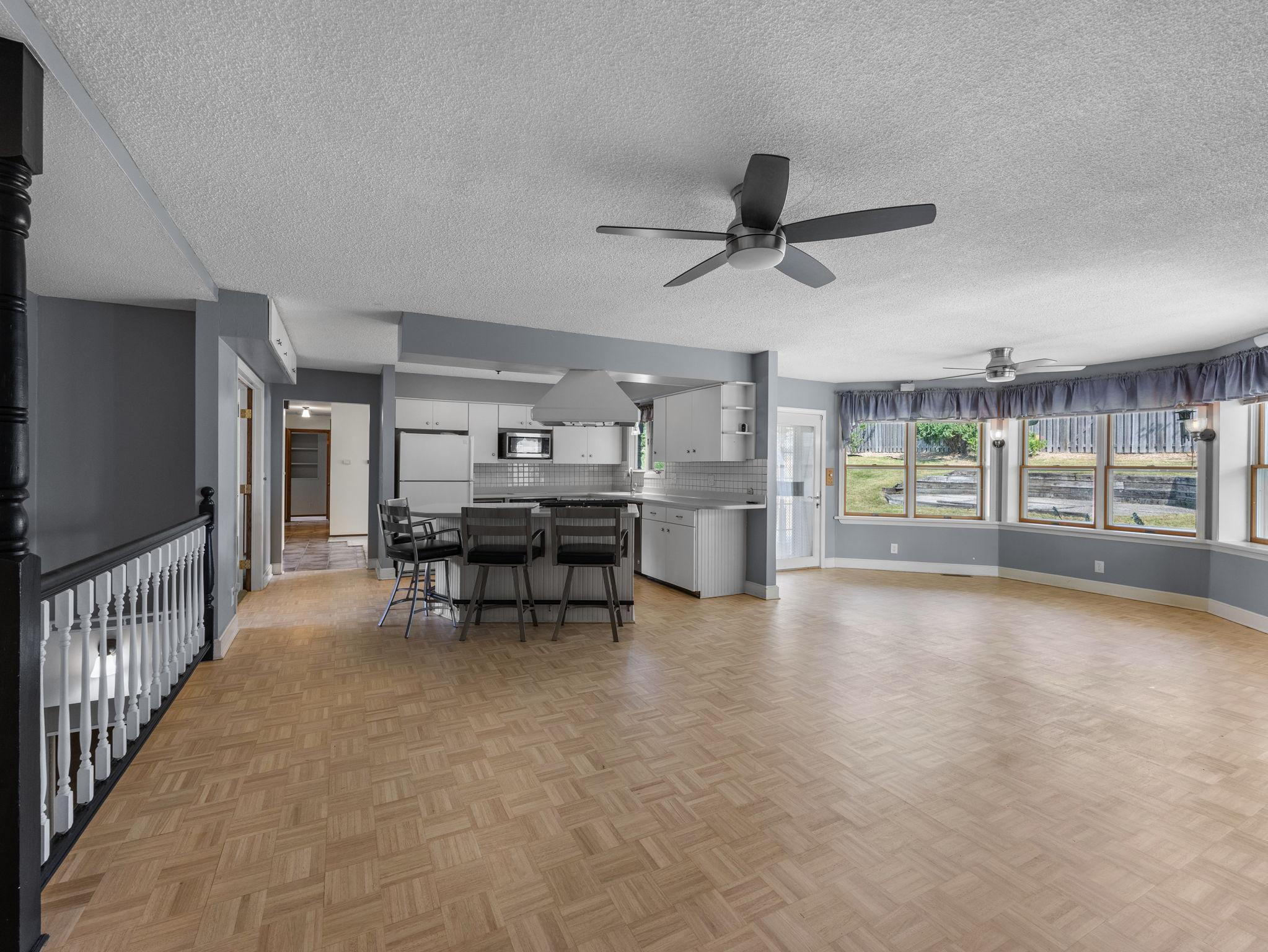 10433 Utah Road Bloomington, MN 55438 - Photo 10 of 33