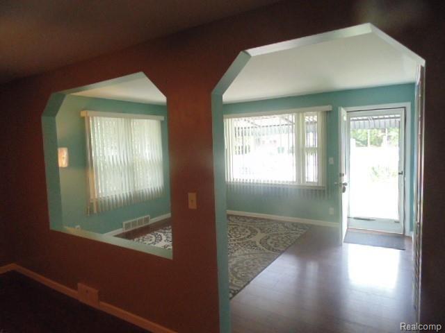 1810 East Wattles Road Troy, MI 48083 - Photo 12 of 25 DSC05820.JPG