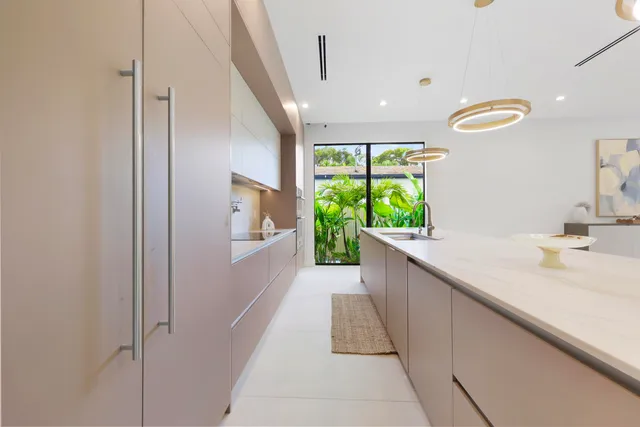 $2,875,000 | 1504 Northeast 6th Street, Fort Lauderdale, FL 33304