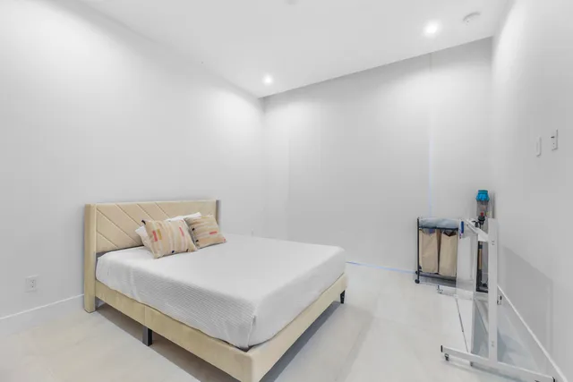 $2,875,000 | 1504 Northeast 6th Street, Fort Lauderdale, FL 33304