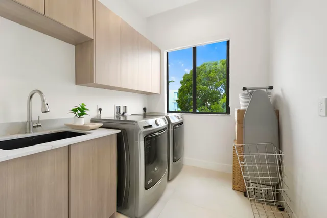 $2,875,000 | 1504 Northeast 6th Street, Fort Lauderdale, FL 33304