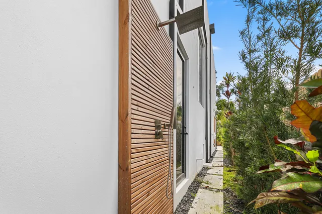 $2,875,000 | 1504 Northeast 6th Street, Fort Lauderdale, FL 33304