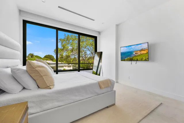 $2,875,000 | 1504 Northeast 6th Street, Fort Lauderdale, FL 33304