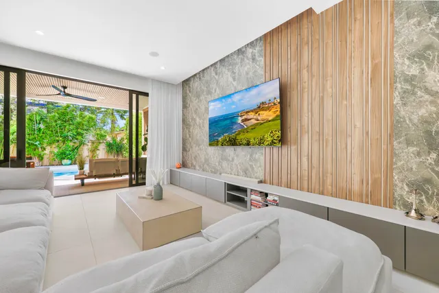 $2,875,000 | 1504 Northeast 6th Street, Fort Lauderdale, FL 33304