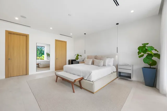 $2,875,000 | 1504 Northeast 6th Street, Fort Lauderdale, FL 33304