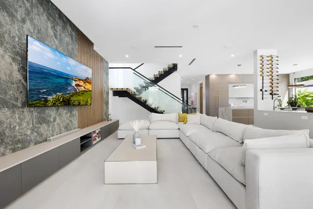 $2,875,000 | 1504 Northeast 6th Street, Fort Lauderdale, FL 33304