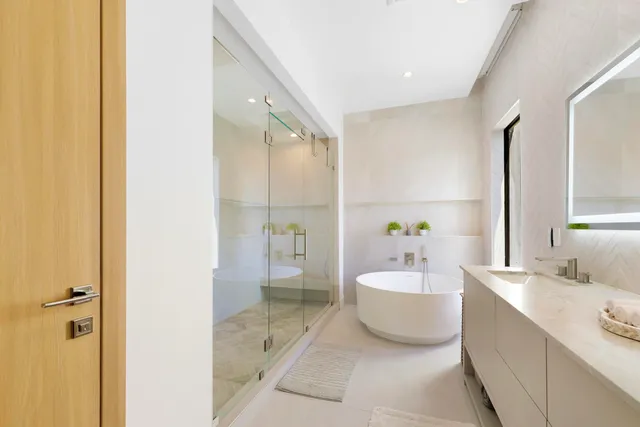 $2,875,000 | 1504 Northeast 6th Street, Fort Lauderdale, FL 33304