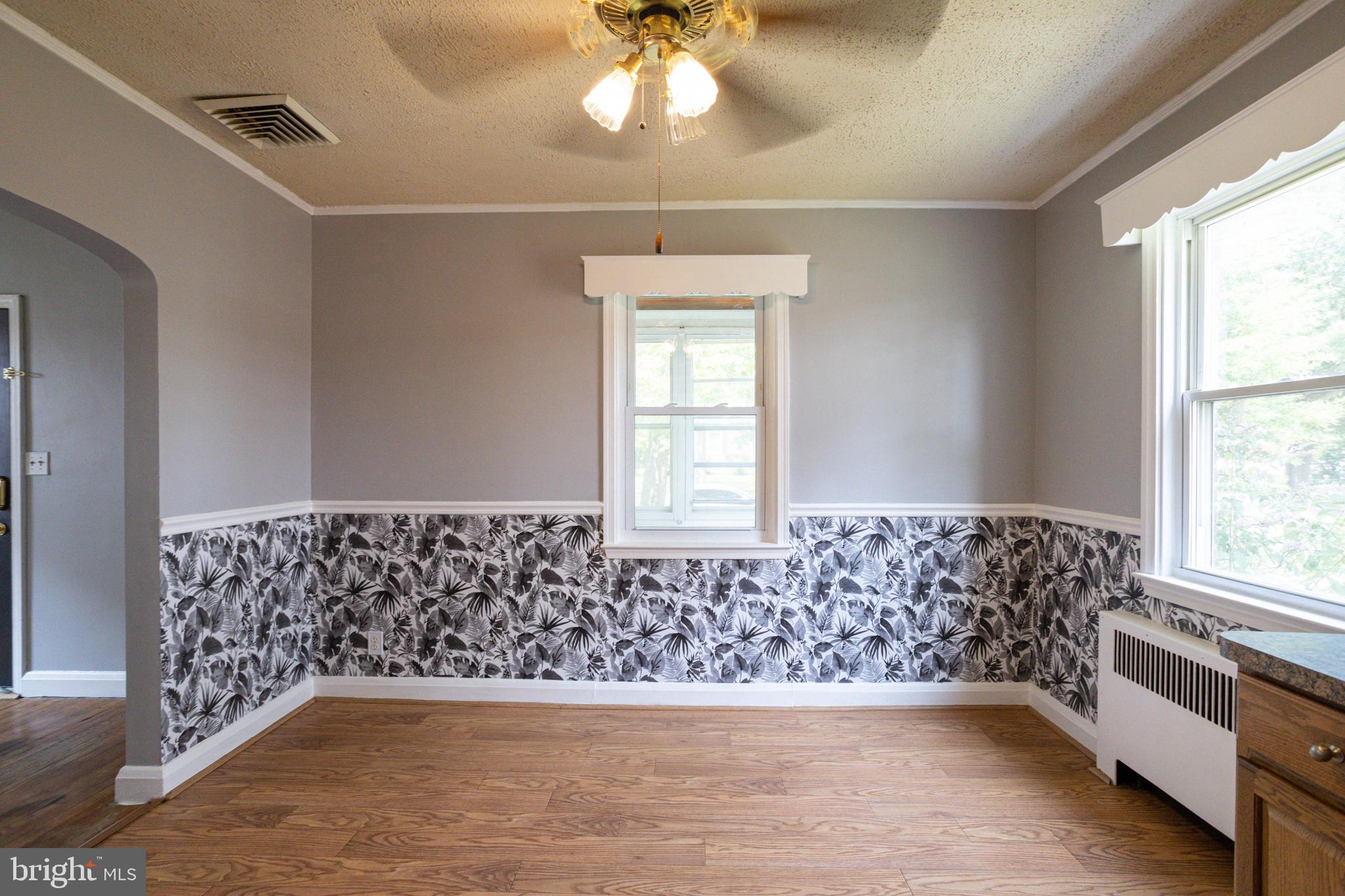 3120 Dunglow Road Baltimore, MD 21222 - Photo 14 of 38