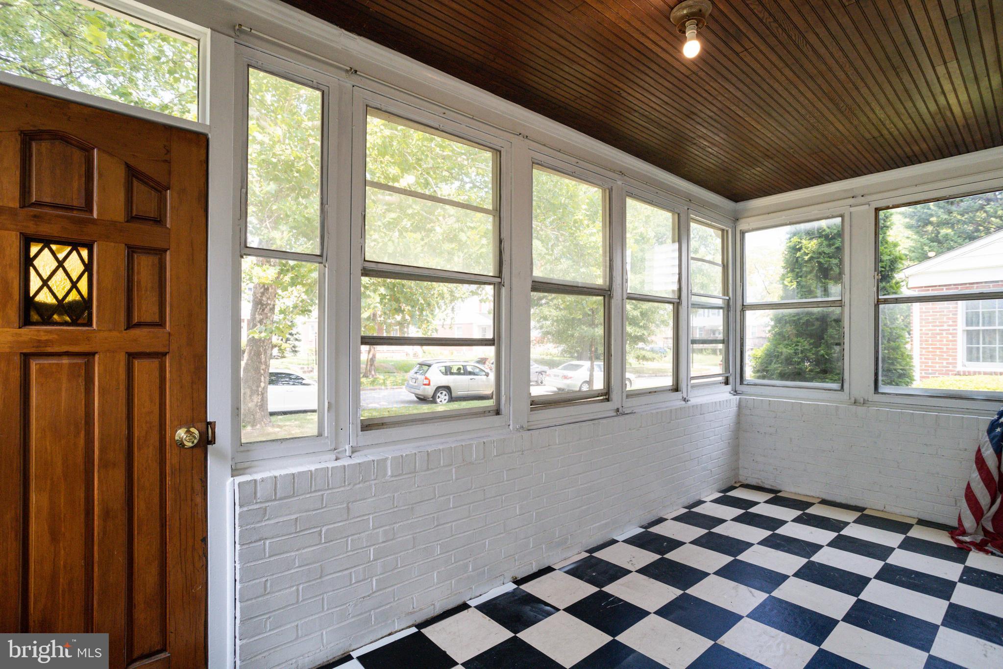 3120 Dunglow Road Baltimore, MD 21222 - Photo 5 of 38