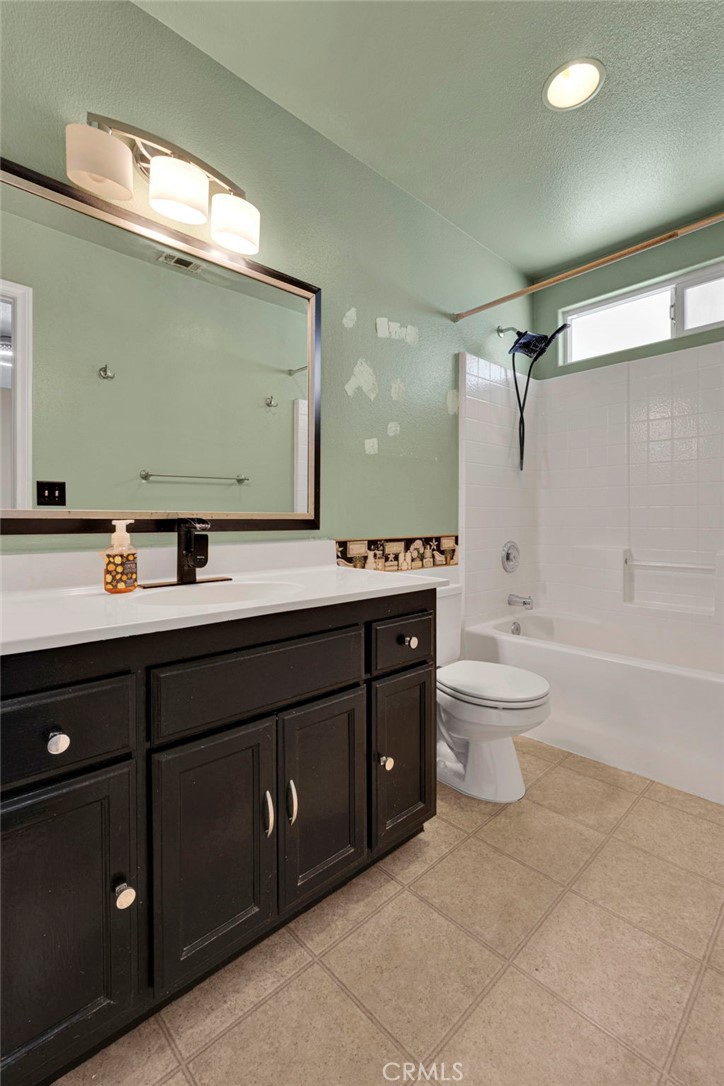 13475 Yakima Road Apple Valley, CA 92308 - Photo 22 of 24
