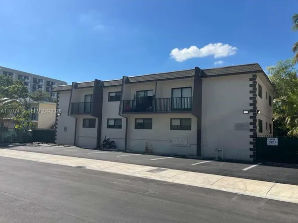 $2,000 | 1484 Northwest 15th Avenue, Unit 3, Miami, FL 33125