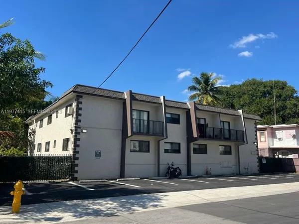 $2,000 | 1484 Northwest 15th Avenue, Unit 3, Miami, FL 33125
