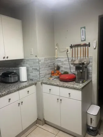 $2,000 | 1484 Northwest 15th Avenue, Unit 3, Miami, FL 33125