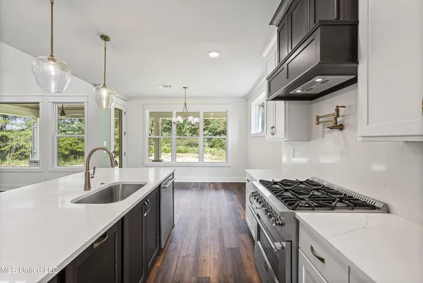 $625,900 | 1482 John Thomas Cove, Hernando, MS 38632