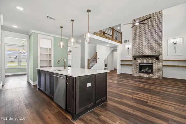 $669,900 | 1482 John Thomas Cove, Hernando, MS 38632