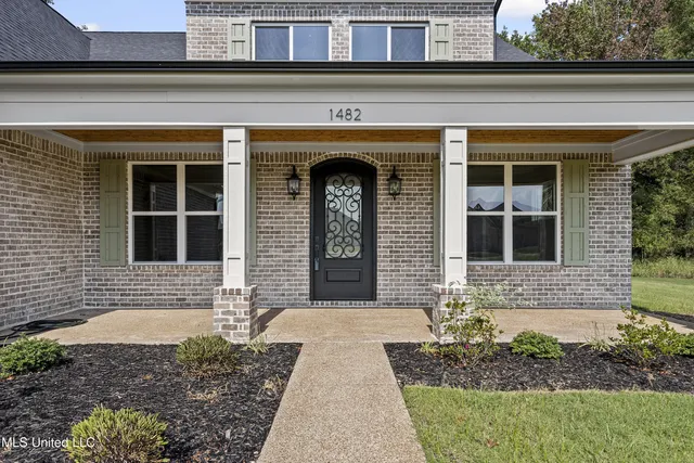 $669,900 | 1482 John Thomas Cove, Hernando, MS 38632