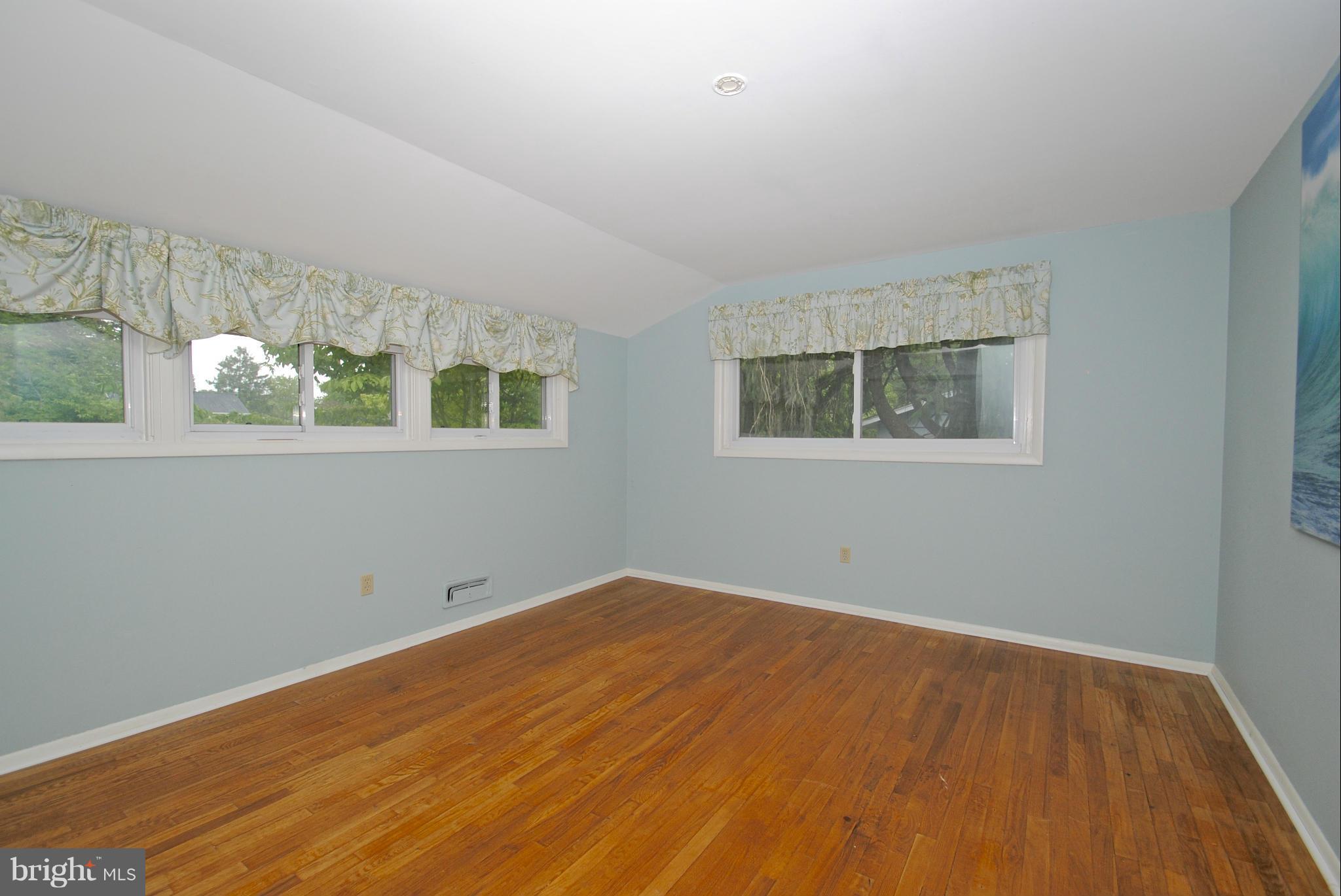 102 Holland Road Severna Park, MD 21146 - Photo 21 of 29 Bedroom