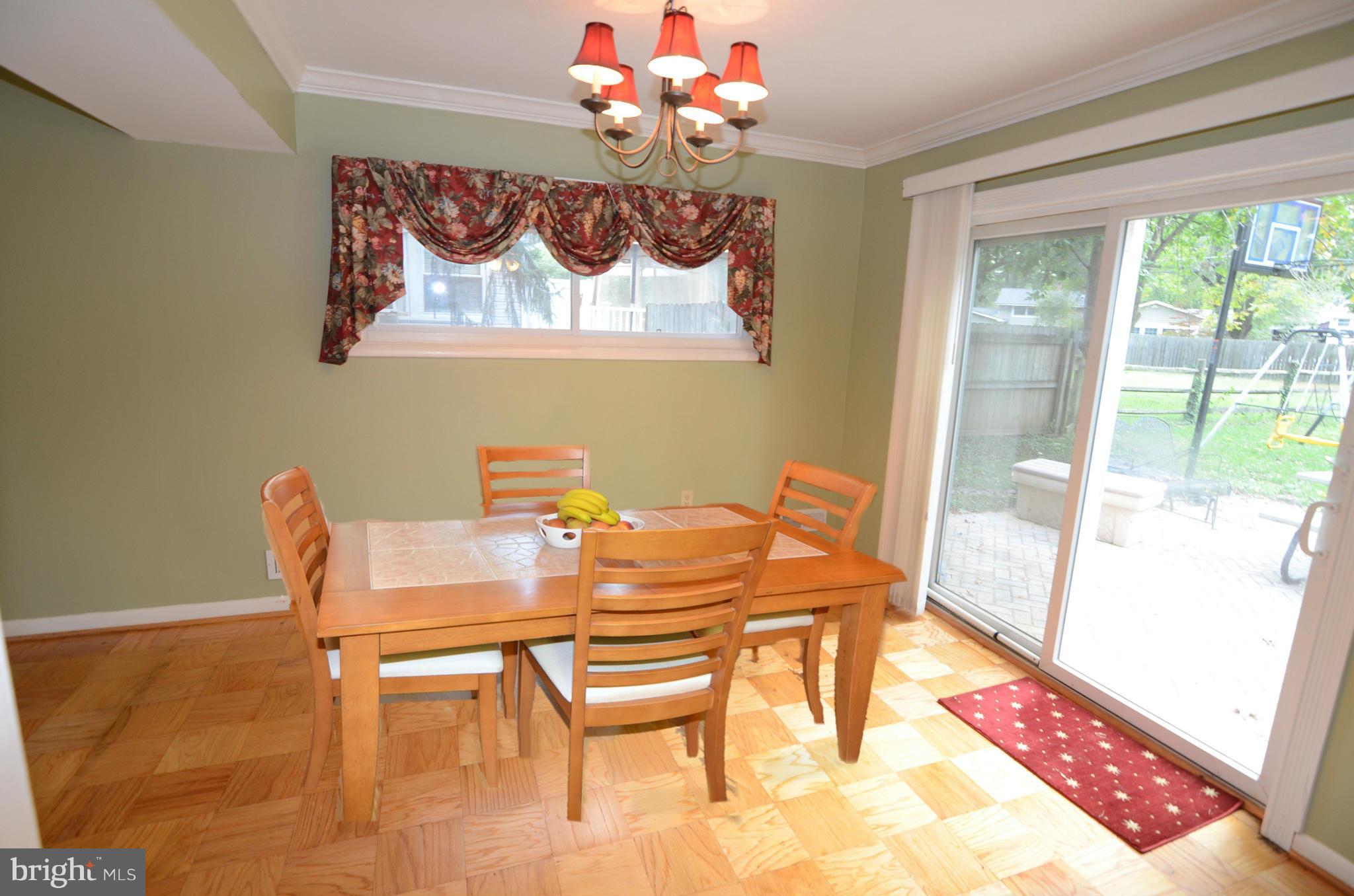 102 Holland Road Severna Park, MD 21146 - Photo 8 of 29 Dining Room