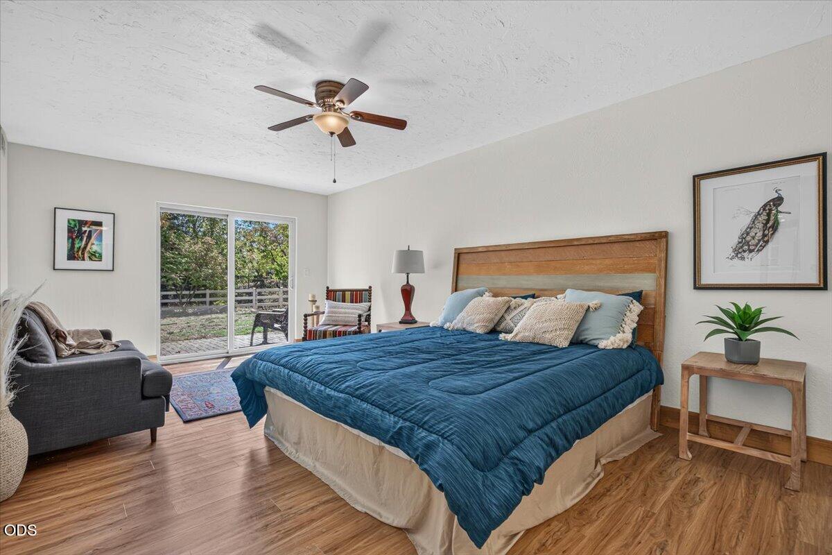 3583 Ross Lane Central Point, OR 97502 - Photo 21 of 49 Gallery Image 21