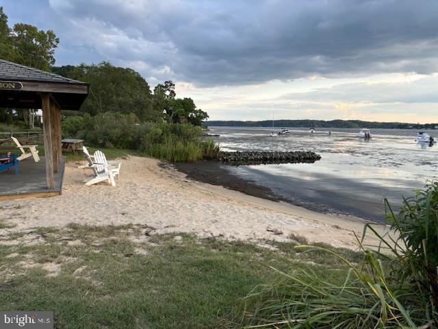 203 A Severn River Road Severna Park, MD 21146 - Photo 36 of 38 West End beach & pavilion