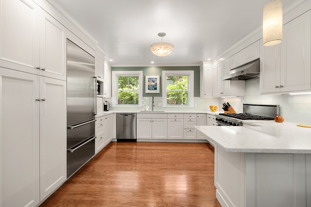 10 Cumston Street, Unit TH6 Boston, MA 02118 - Photo 6 of 31 Gallery Image 6