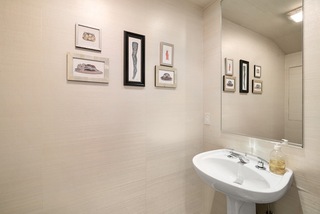 10 Cumston Street, Unit TH6 Boston, MA 02118 - Photo 10 of 31 Gallery Image 10