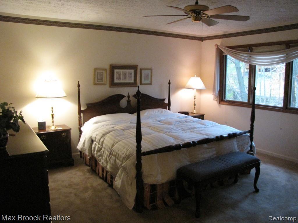 6601 Ridgeview Drive, Unit 17 Clarkston, MI 48346 - Photo 9 of 28