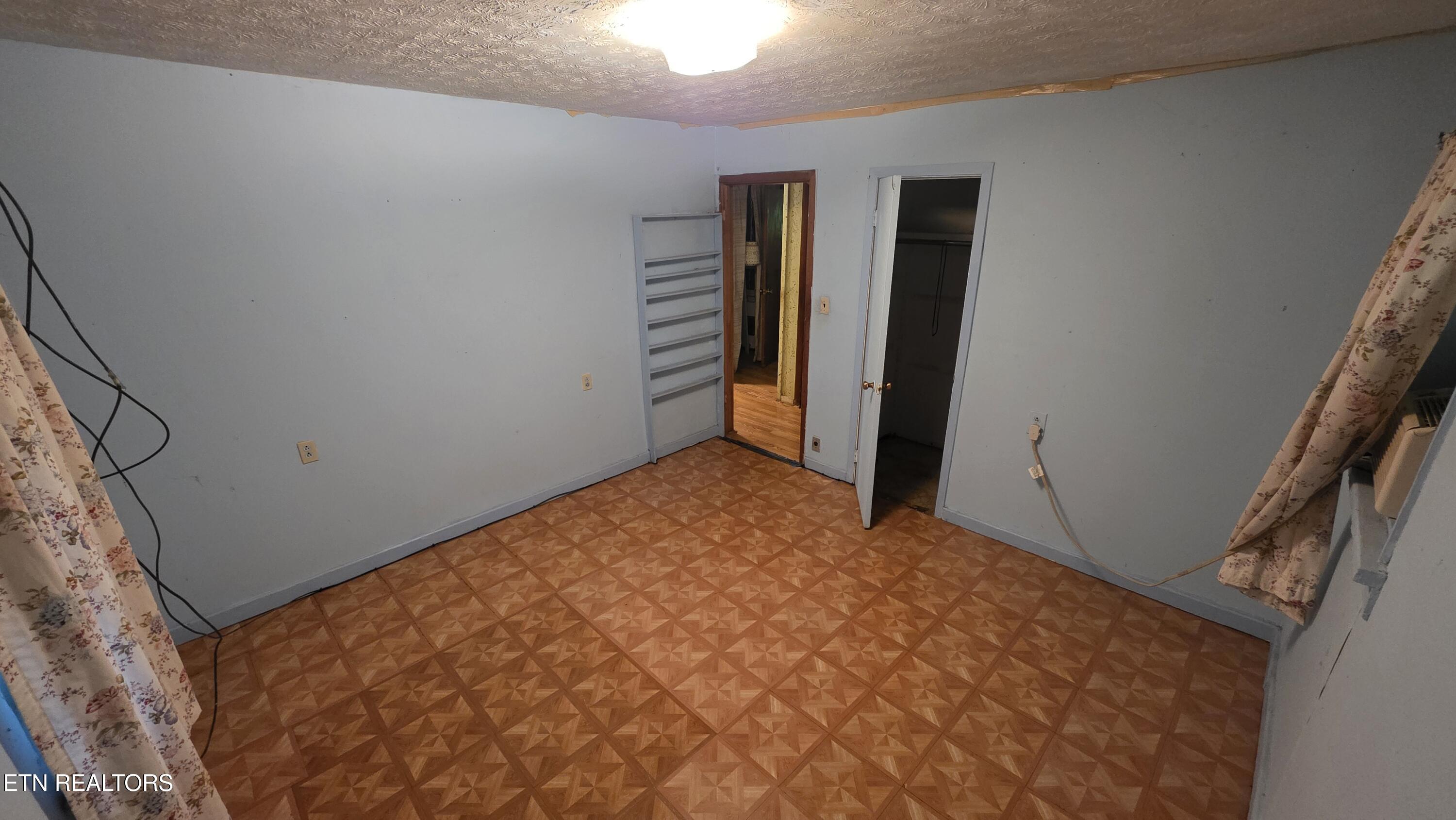 248 Walnut Grove Road Kingston, TN 37763 - Photo 10 of 18 20260807_095746