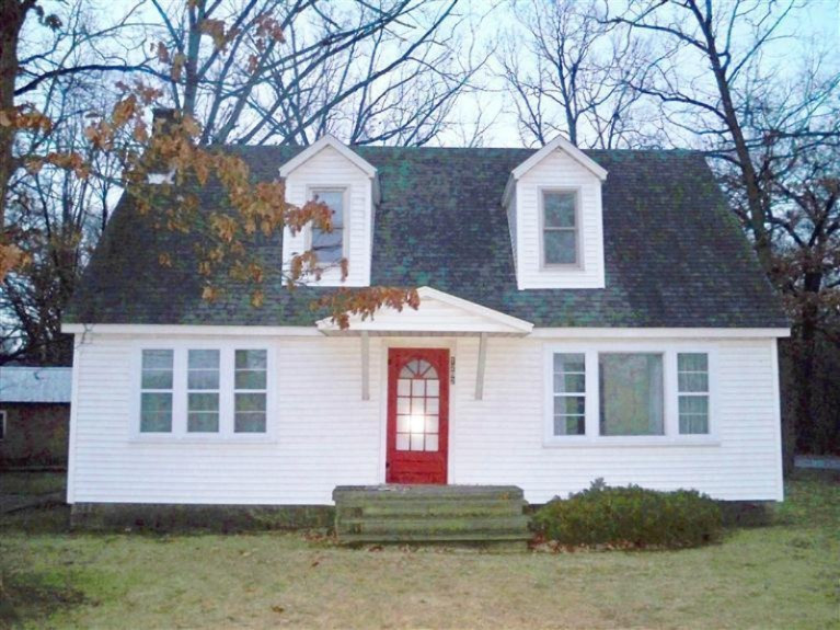 1292 Lincoln Road Allegan, MI 49010 - Photo 1 of 22 Primary Photo