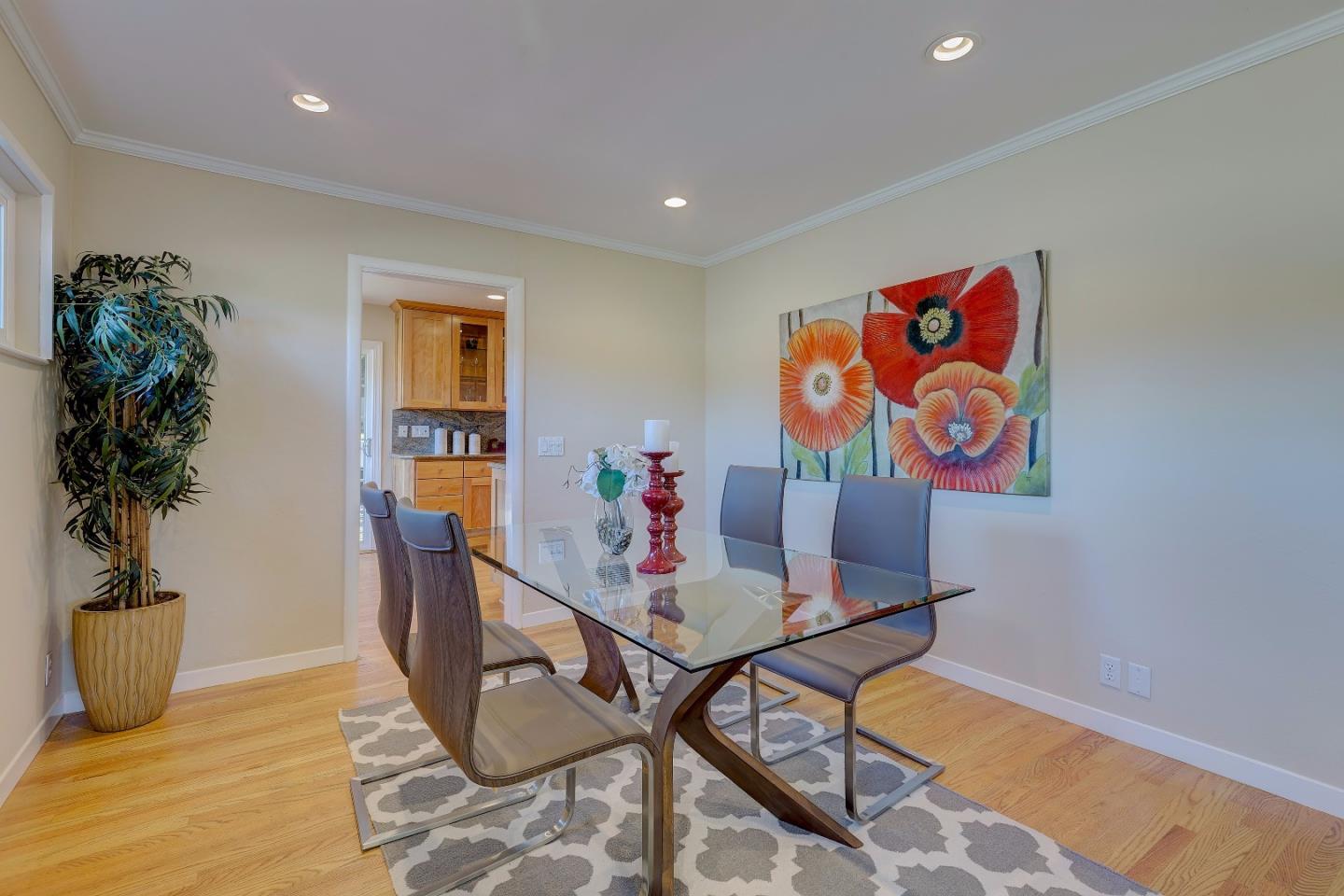 166 Oakview Drive San Carlos, CA 94070 - Photo 4 of 11