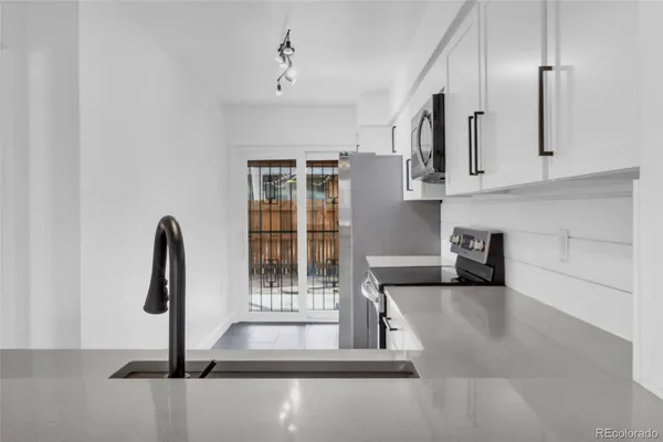 $325,000 | 14352 East Arizona Avenue, Aurora, CO 80012