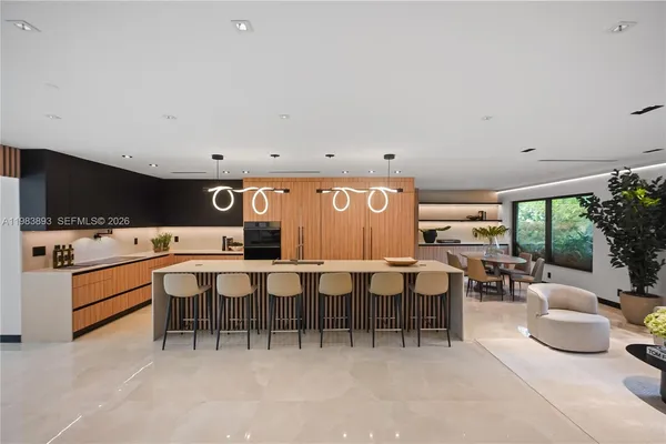 $3,980,000 | 20020 Northeast 21st Court, Miami, FL 33179