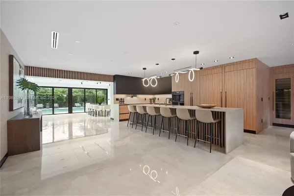 $3,980,000 | 20020 Northeast 21st Court, Miami, FL 33179